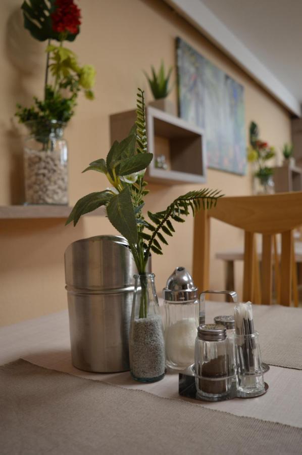 Bed and Breakfast Alfréd Panzió à Budapest Extérieur photo