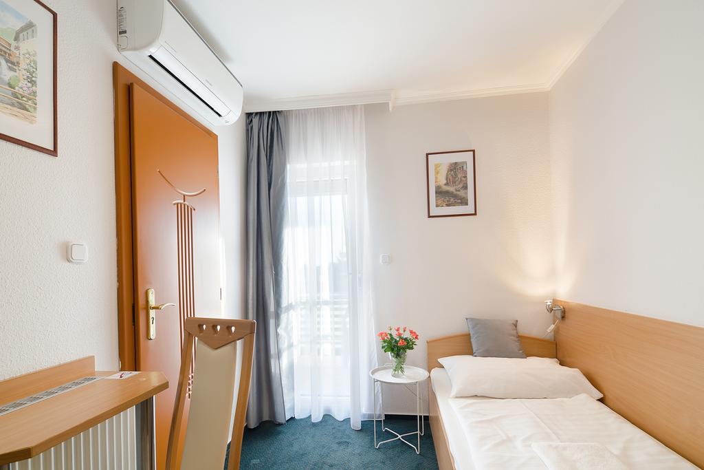 Bed and Breakfast Alfréd Panzió à Budapest Extérieur photo