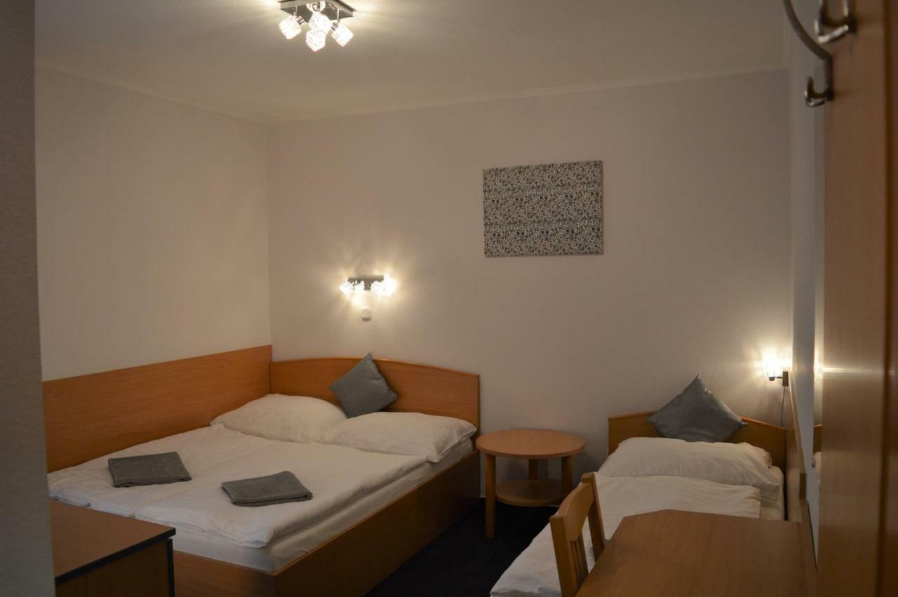 Bed and Breakfast Alfréd Panzió à Budapest Extérieur photo